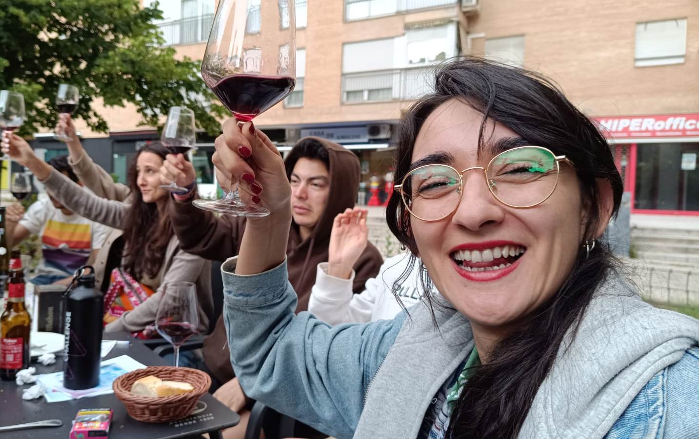 Bingo musical y cata